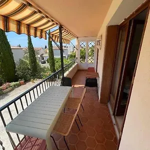 T3 Proche Centre Et Renecros-garage Appartement Bandol